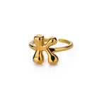 Anillo ajustable con inicial color oro - letra 