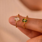 Bague ajustable avec pierre de naissance rectangulaire février