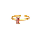 Anillo ajustable con piedra de nacimiento rectangular 