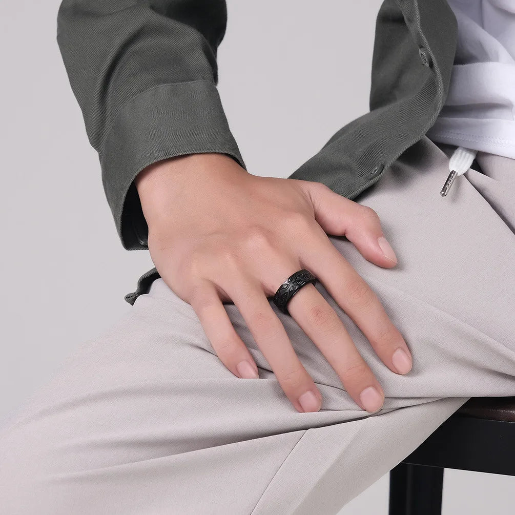 Black Spinning Eye Stress-Relief Ring Band