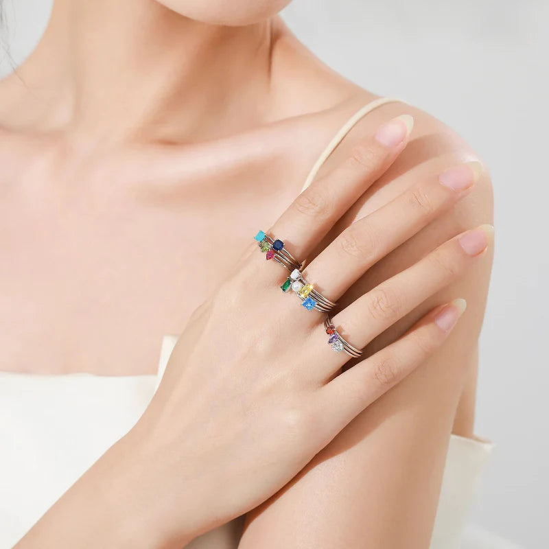Anillo de Zirconia de Color Piedra de Nacimiento