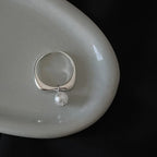 Anillo para Mujer con Perla Blanca en Circonio