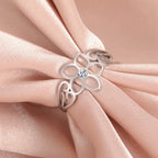 Anillo de Flor de 5 Pétalos y Circonio plateado