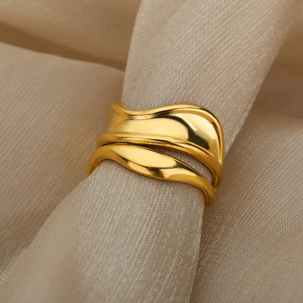 Water Drop Style Ring Band Gold