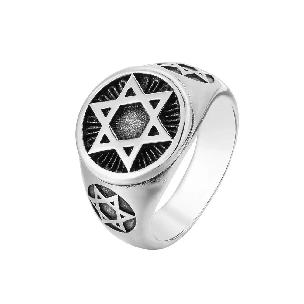 Anillo con estrellas de David grabadas, símbolo judío 