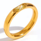 Anillo con piedra de nacimiento engastada para mujer 