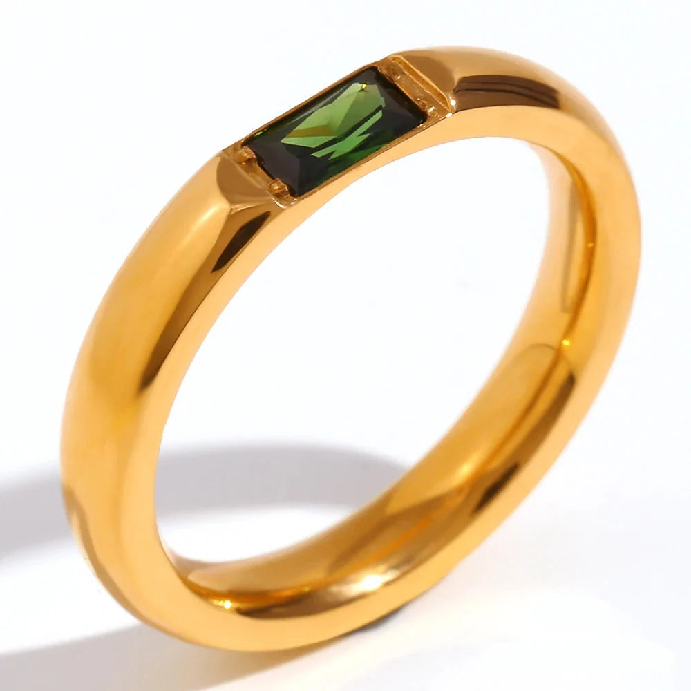 Bague avec pierre de naissance sertie pour femme mai