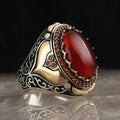 Anillo dorado de estilo oriental / árabe con piedra ovalada 