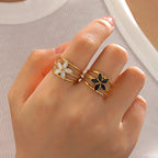 Bague Elégante avec Fleur noir