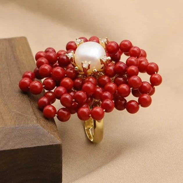 Bague en Forme de Fleur de Corail et Perles