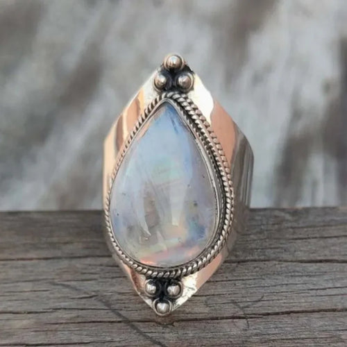 Bague Ethnique avec Pierre de Lune