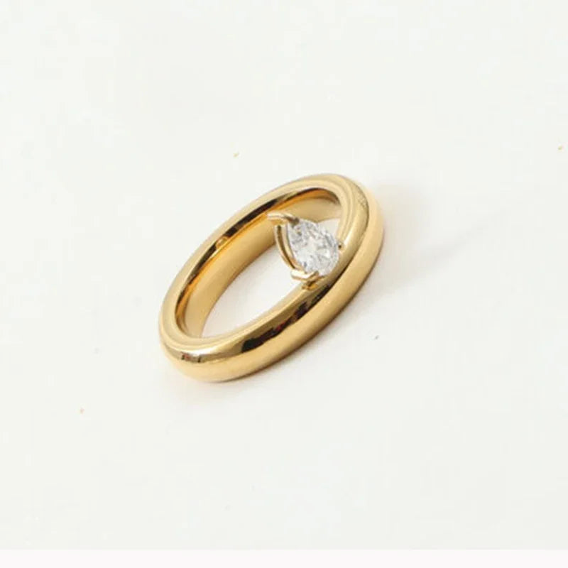 Fine Water Drop Band Ring with Zircon Pearl 1
