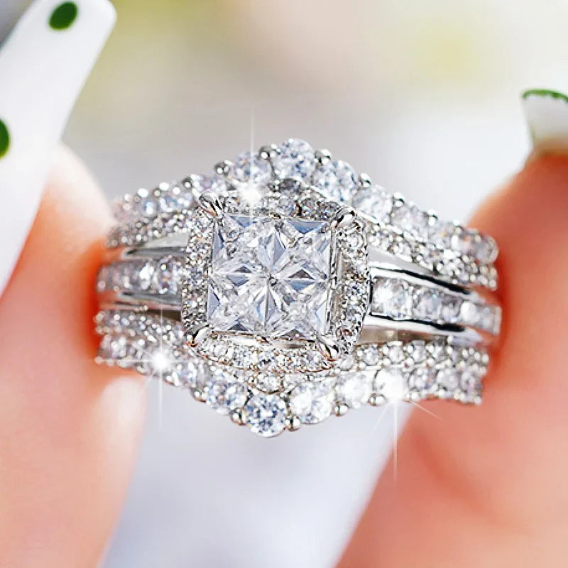 Anillo de mujer con circonita cúbica 