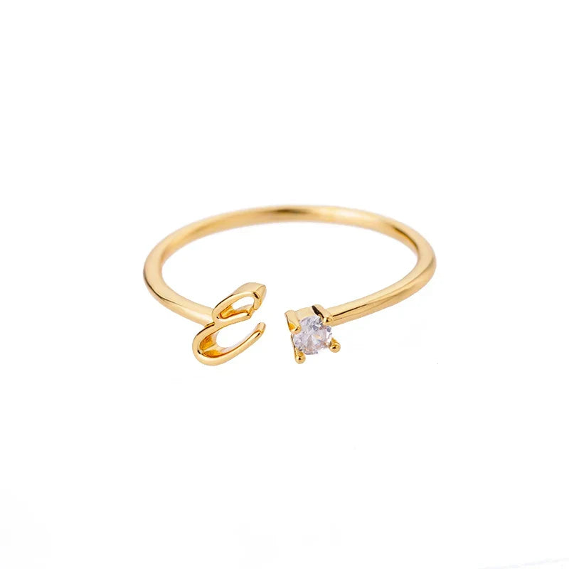 Anillo fino para mujer con inicial - letra 