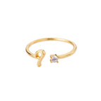 Bague fine pour femme personnalisée avec initiale i