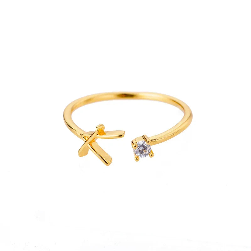Anillo fino para mujer con inicial - letra 
