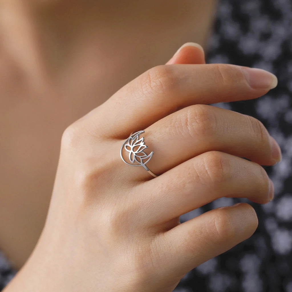 Anillo Flor de Loto Zen Mujer plata