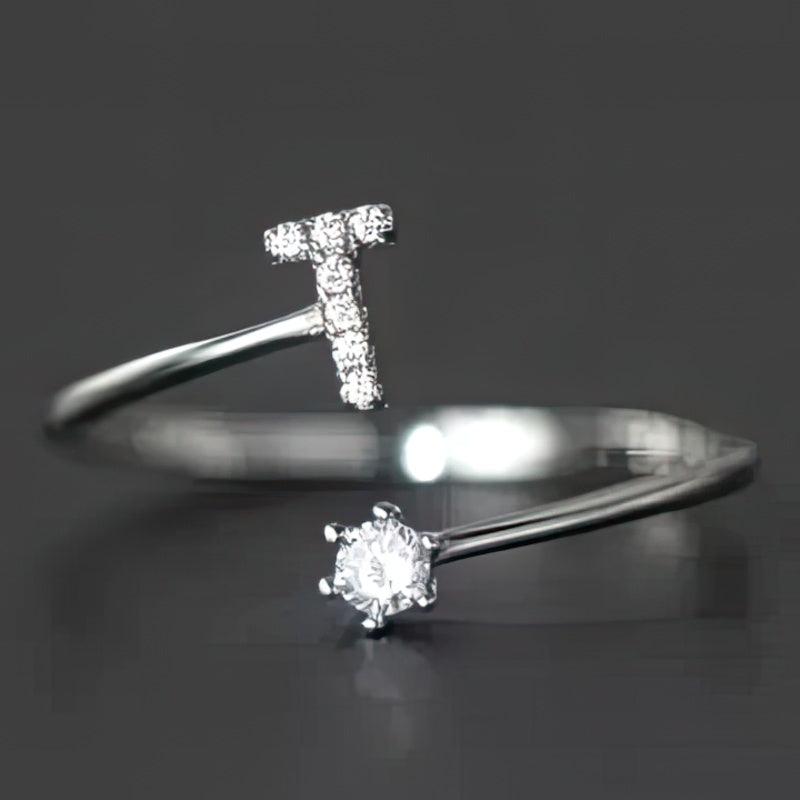 Bague initiale femme - lettre t