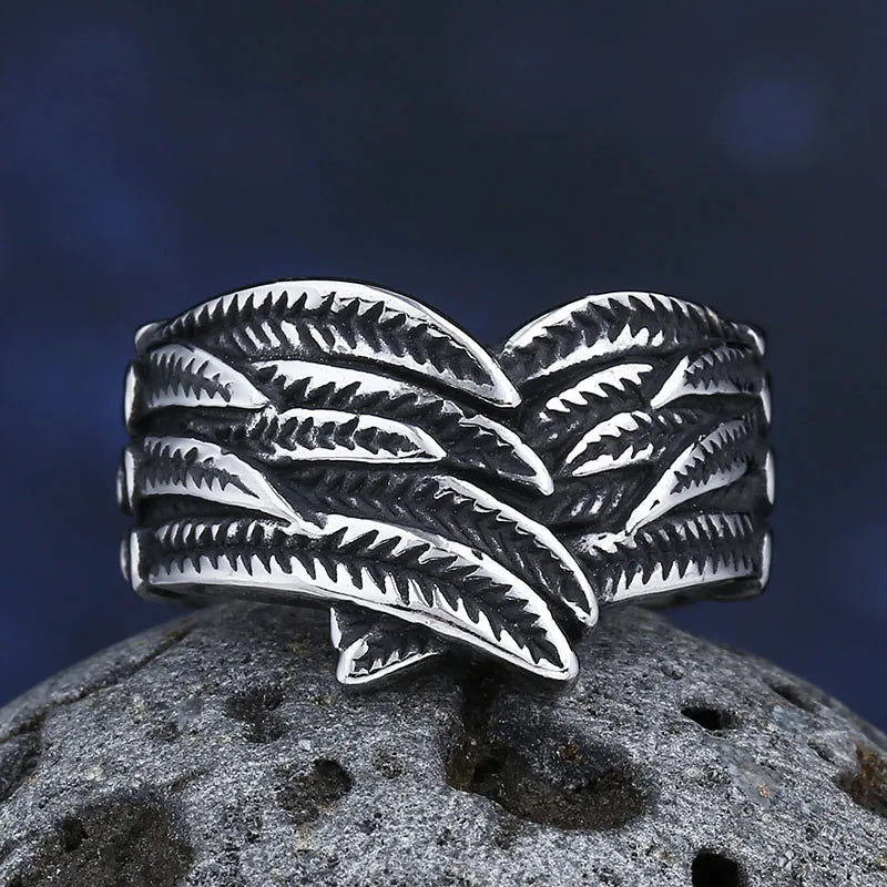 Aged feather motif ring