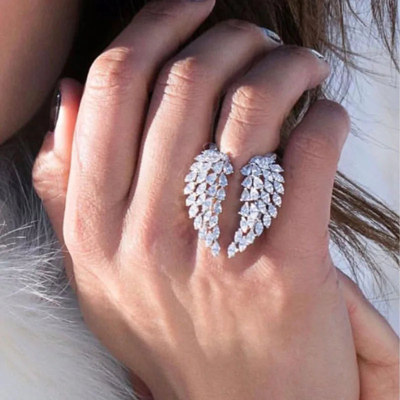 Feather Ring in Silver Zircon