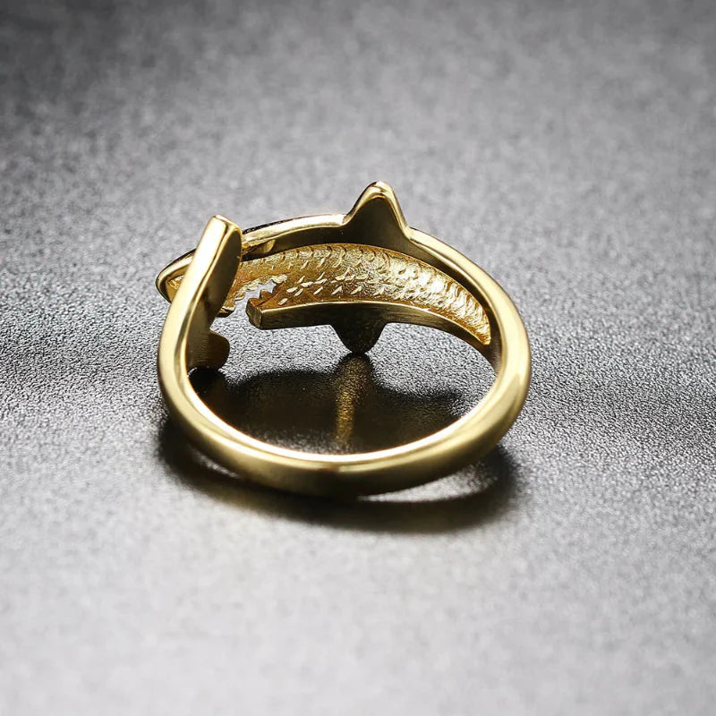 Anillo de Tiburón con Circonio oro