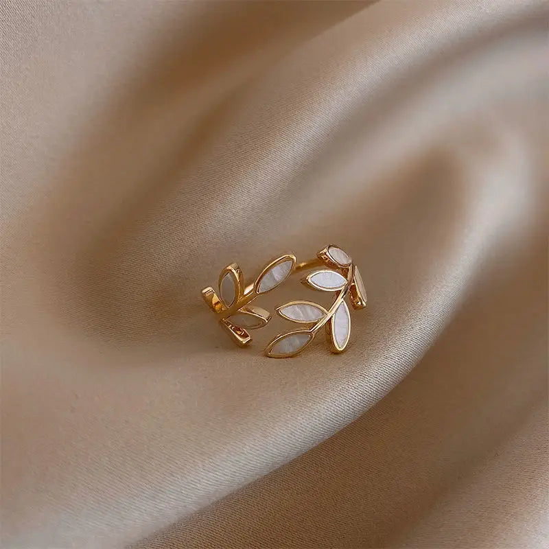 Bague Rétro Feuille de Laurier en Zircon