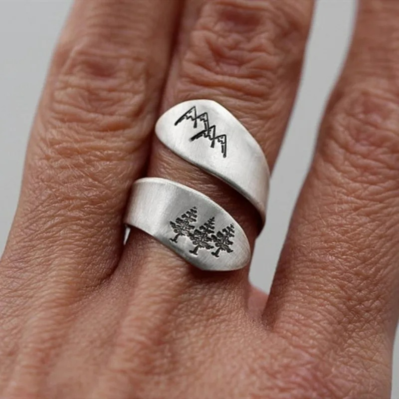 Pine Trees and Mountains Ring