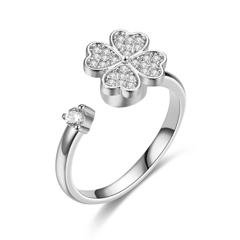 Rotating anti-stress lucky clover ring