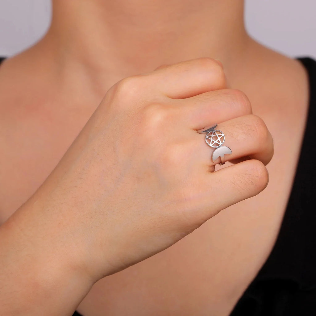 Fine Triple Moon Witchcraft Ring for Women Wiccan Silver A