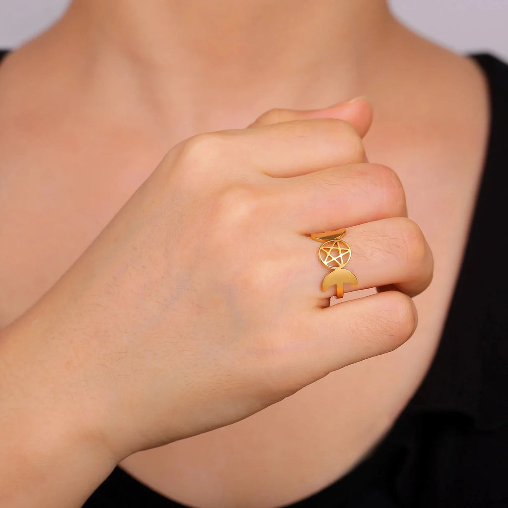 Fine Triple Moon Witchcraft Ring for Women Wiccan Gold A