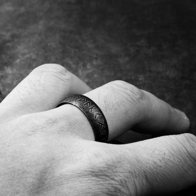 Anillo Vikingo Futhark