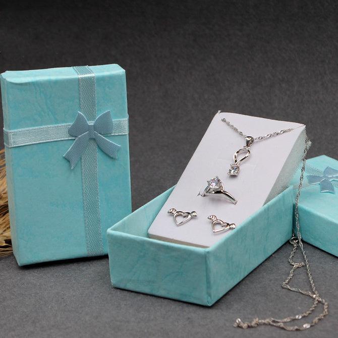 Box for 3 to 4 Jewelry Pieces 