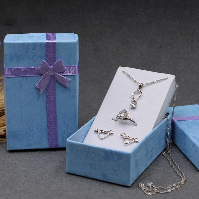 Box for 3 to 4 Jewelry Pieces 