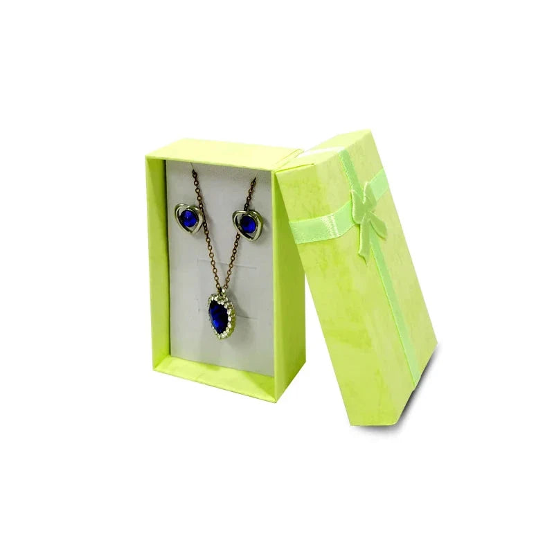 Box for 3 to 4 Jewelry Pieces 