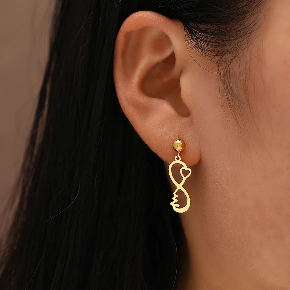 Pendientes Infinito Corazón oro