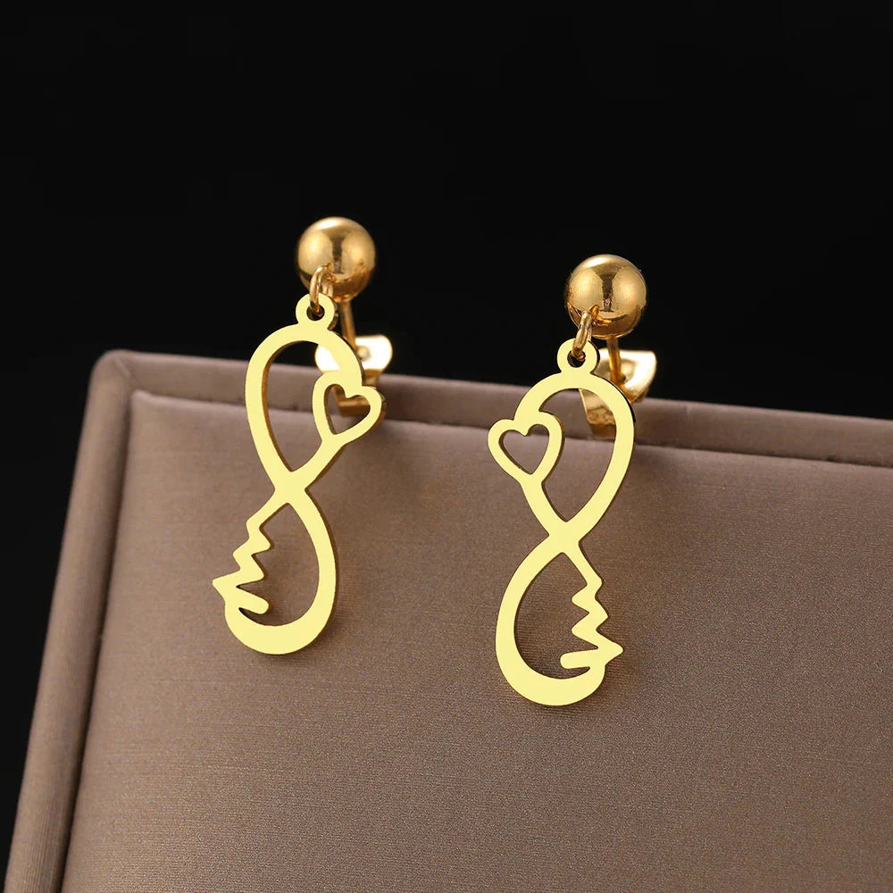 Pendientes Infinito Corazón Oro