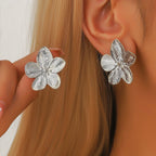 Five-Petal Flower Stud Earrings silver