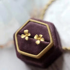 Pendientes de Clavo Flor Elegantes
