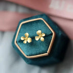 Pendientes de Clavo Flor Elegantes