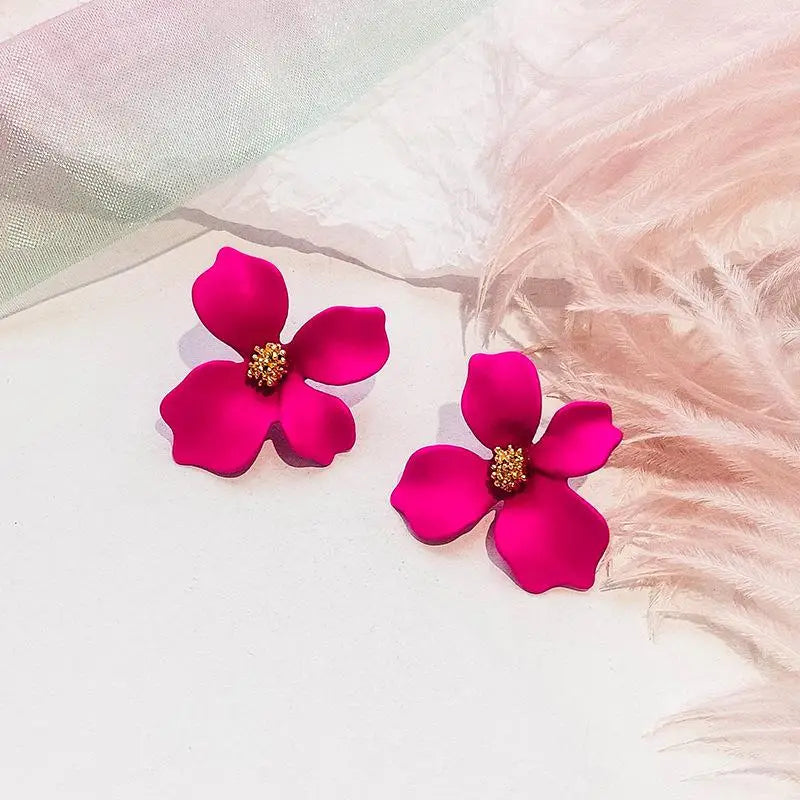 Pendientes de Clavo Flor Cuatro Pétalos rosa oscuro