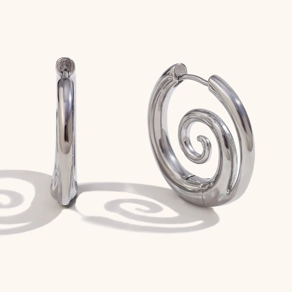Pendientes con motivo de espiral 