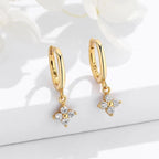 Pendientes de Aro Flor de Circonio oro