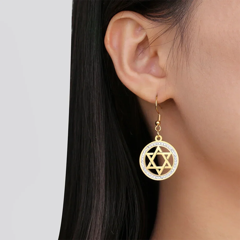 Boucles d'oreilles pendantes avec l'étoile de David et strass symbolique juive or