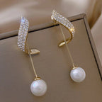 Boucles d'Oreilles Pendantes avec Perles Blanches 1
