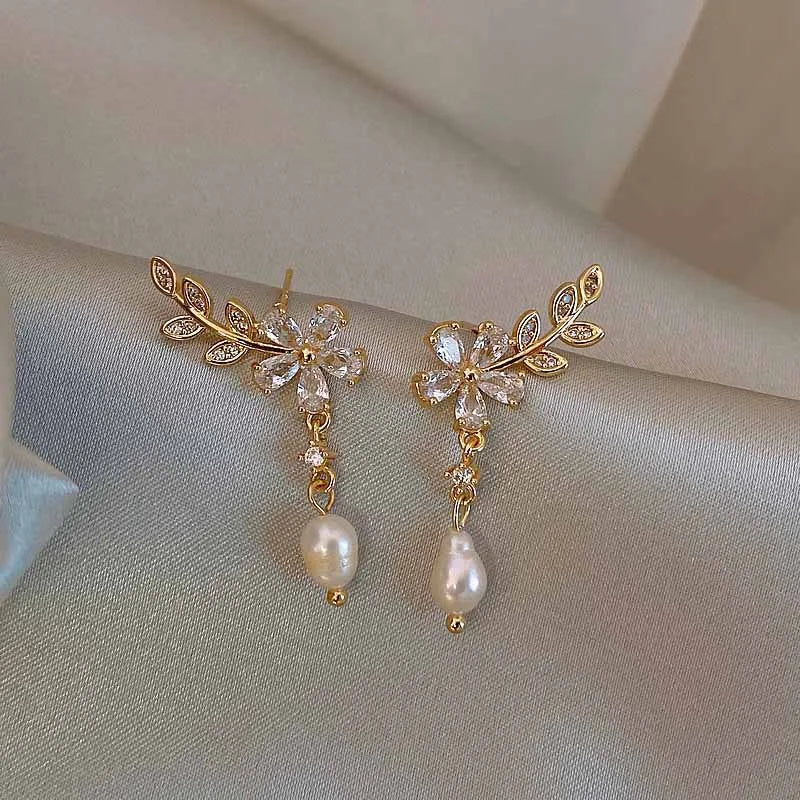 Pendientes Colgantes de Flor con Cristal Blanco