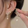 Pendientes Colgantes de Flor con Cristal Blanco