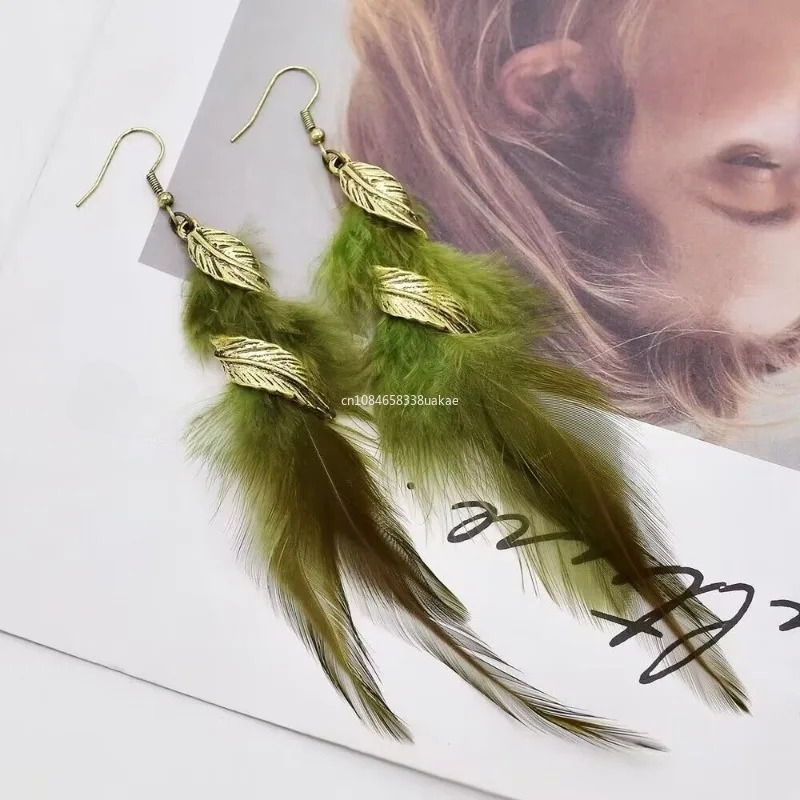 Stylish Feather Dangle Earrings 5
