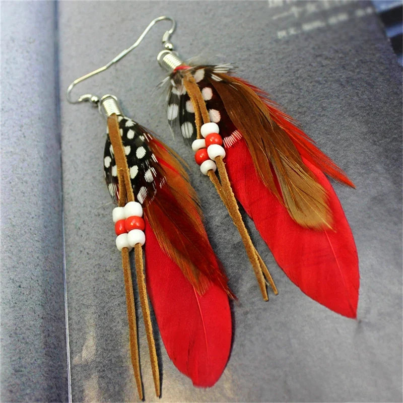 Pendientes de plumas estilo Apache 