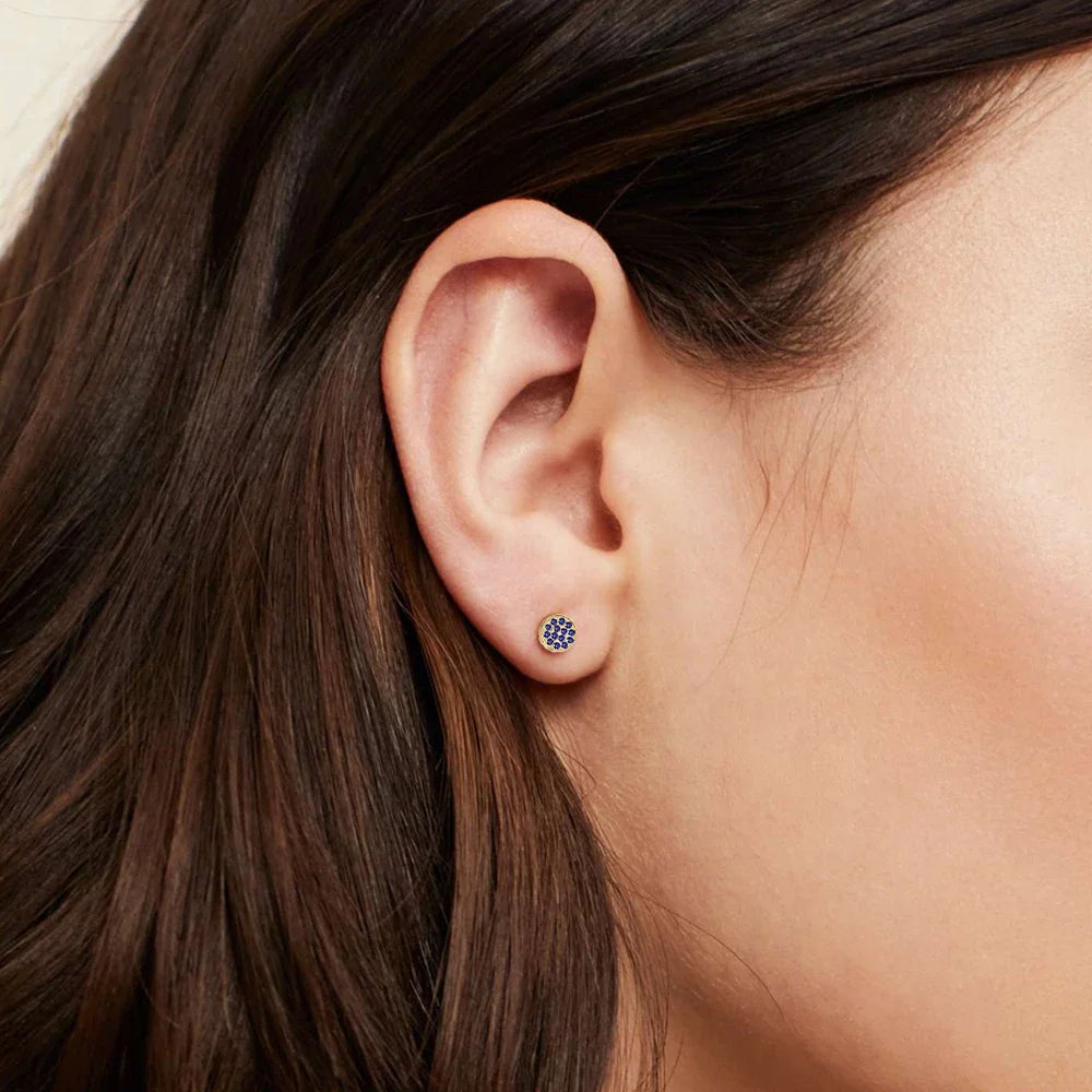 Boucles d'oreilles puces avec pierre de naissance pour femme
