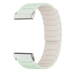 Bracelet aimanté pour montre Fitbit Versa 3, Versa 4, Sense 1 et Sense 2 vert blanc